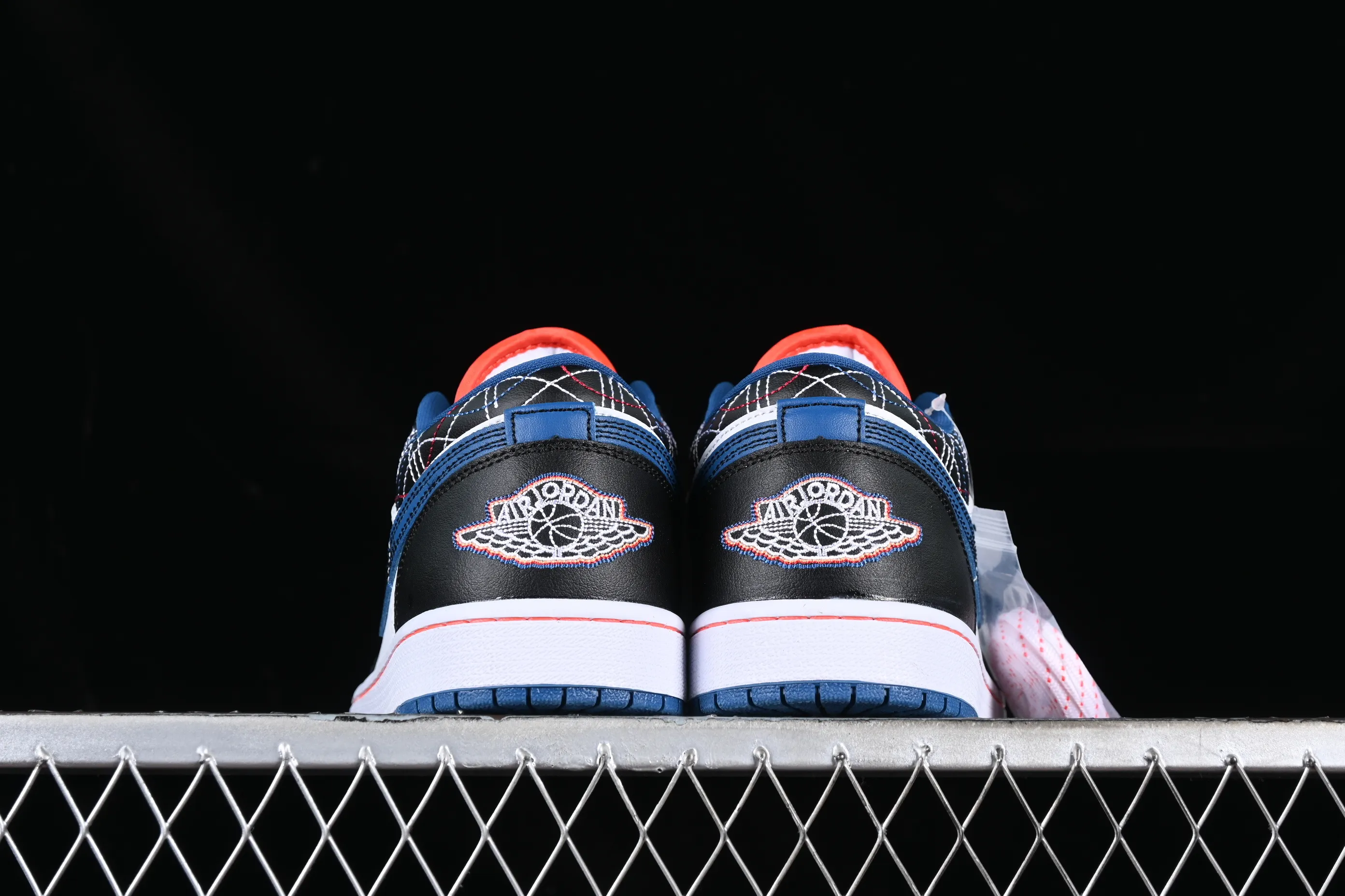 All categories Air Jordan Jordan series basketball shoes Air Jordan 1 Low Z version Air Jordan 1 Low SE AJ1 Joe 1 blue and black sashimi embroidery style low-top cultural casual sneakers FV3622-141
